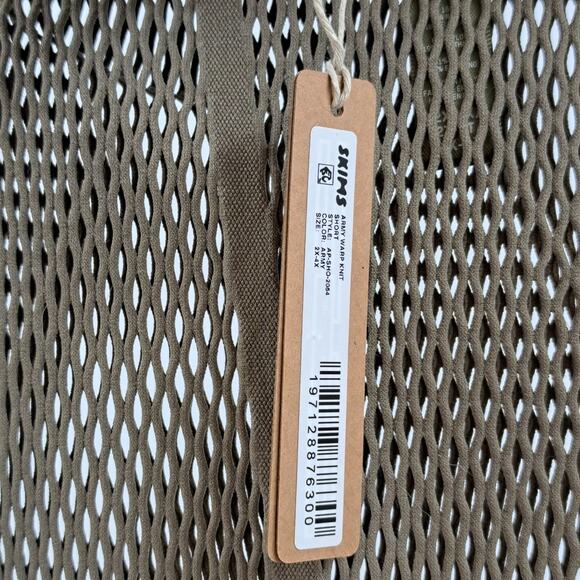 Skims Shorts‎ Plus 2X-4X Warp Knit Cover Up Swim Seamless Perforated Army Green - Picture 11 of 11